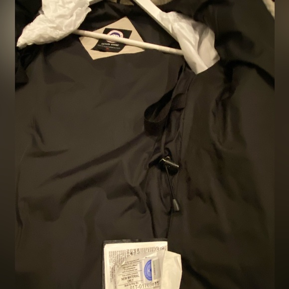 ❄️ NWT CANADA GOOSE Authentic Chelsea Heritage Parka Fur Trim Size S - Picture 11 of 14